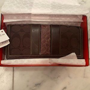 BRAND NEW Coach Signature Collection Wallet